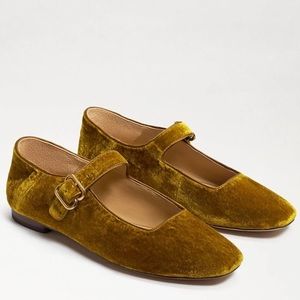 Sam Edelman Michaela Buckled Flats in Rust Velvet